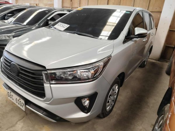 TOYOTA INNOVA 2.8 XE DSL AT - AR-020 - Image 3