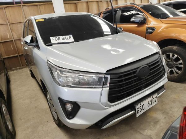 TOYOTA INNOVA 2.8 XE DSL AT - AR-020