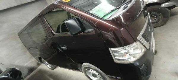 NISSAN URVAN 2.5L STANDARD 15-SEATER MT - Image 4